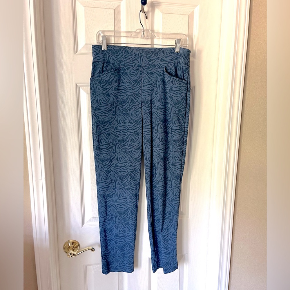 Chicos Perfect Stretch pull on denim pants